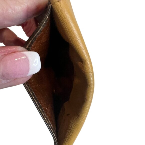 Celine Paris Vintage Bifold Wallet With Snap Closure - Picture 6 of 11